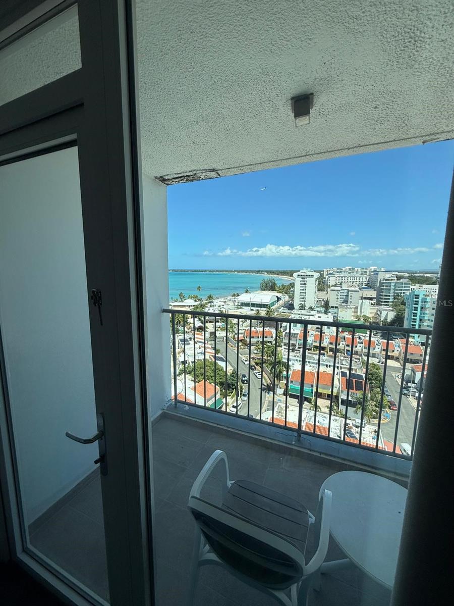 COND. ESJ TOWERS - Residential