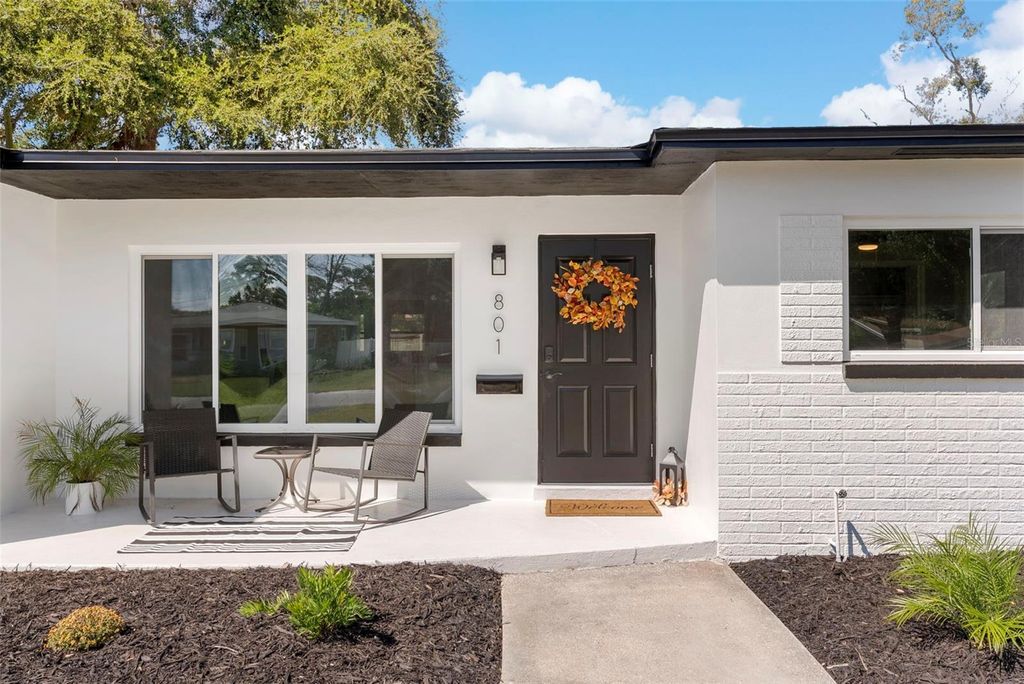 Photo of 801 63rd Avenue S, St Petersburg, FL 33705 (MLS # TB8438188)