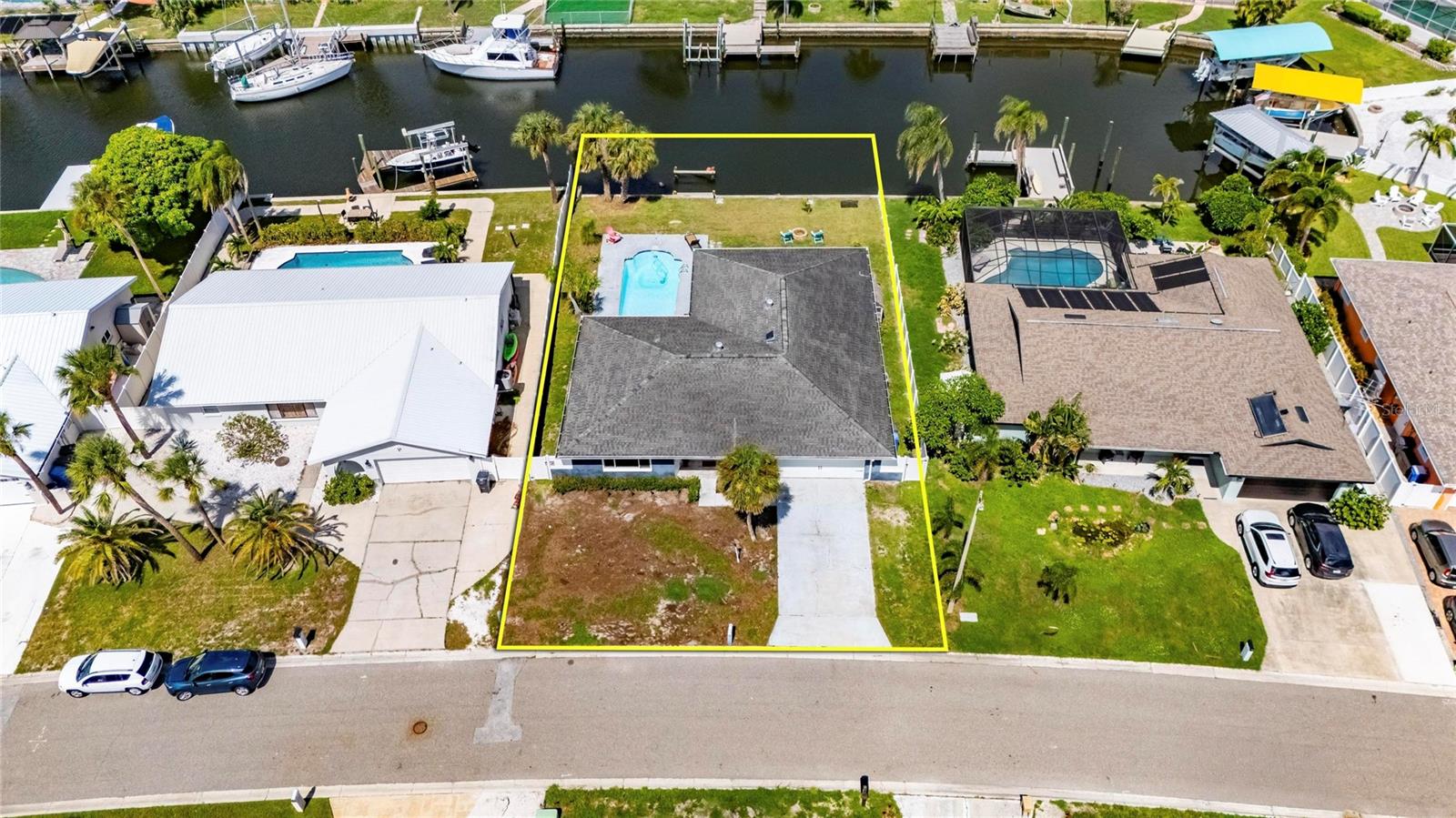 6314 WISTERIA LANE