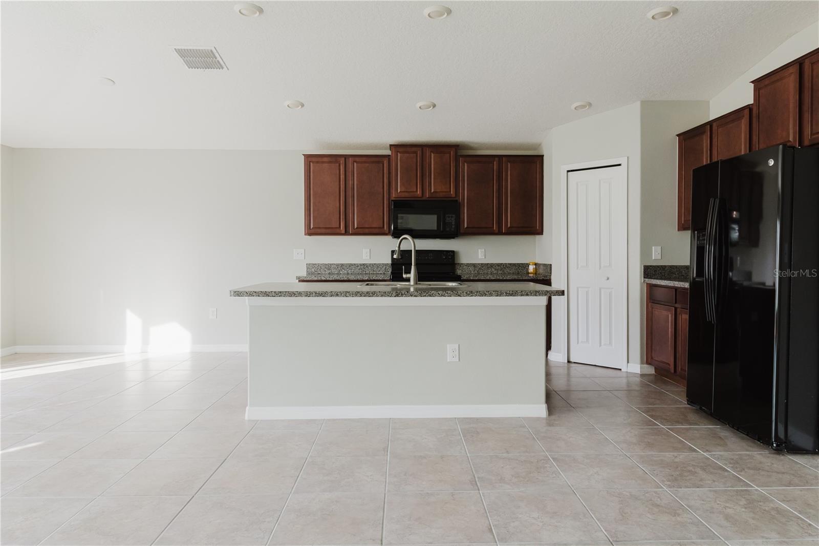 RIVERBEND WEST PH1 - Residential