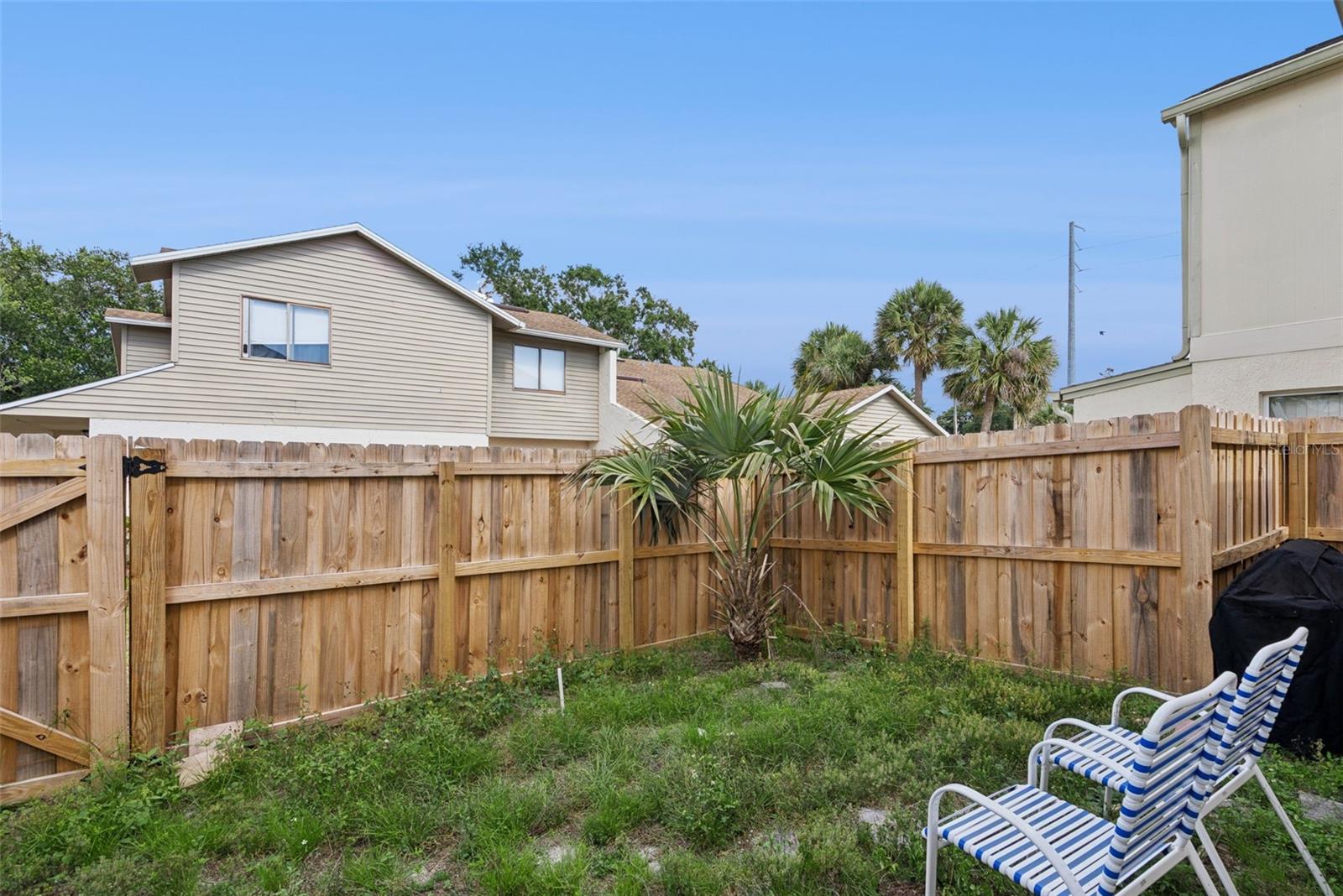 LAKE OLYMPIC TWNHS CONDO - Residential