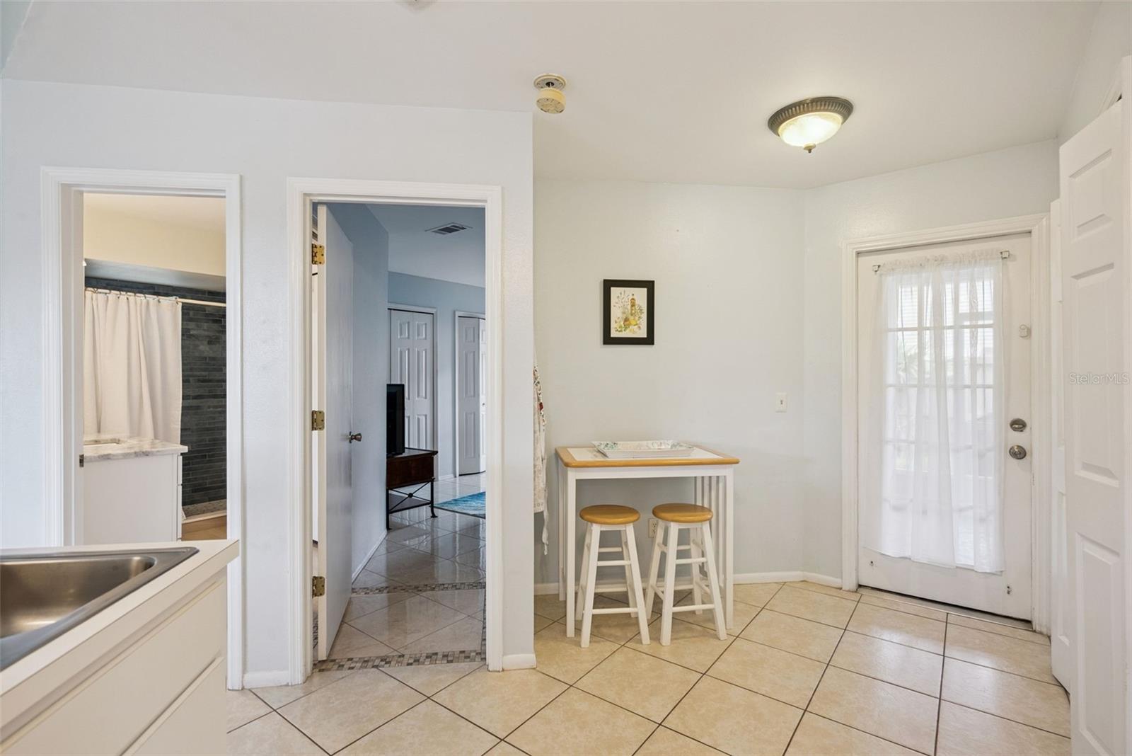 LAKE OLYMPIC TWNHS CONDO - Residential