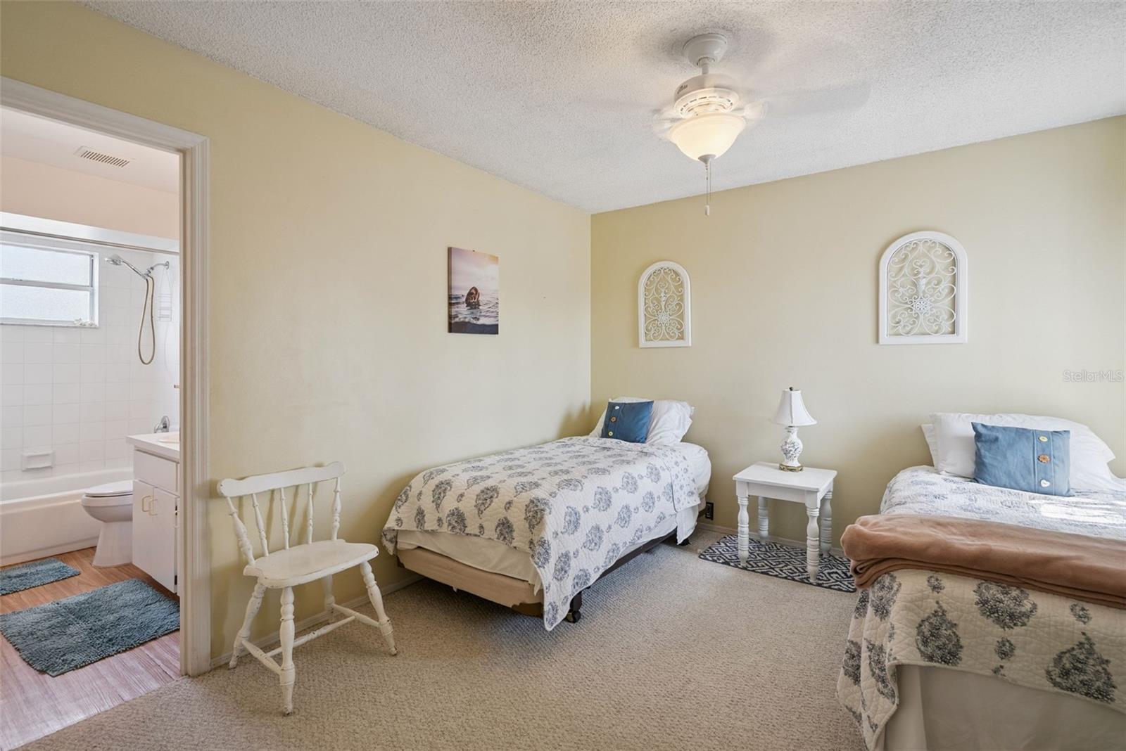 LAKE OLYMPIC TWNHS CONDO - Residential