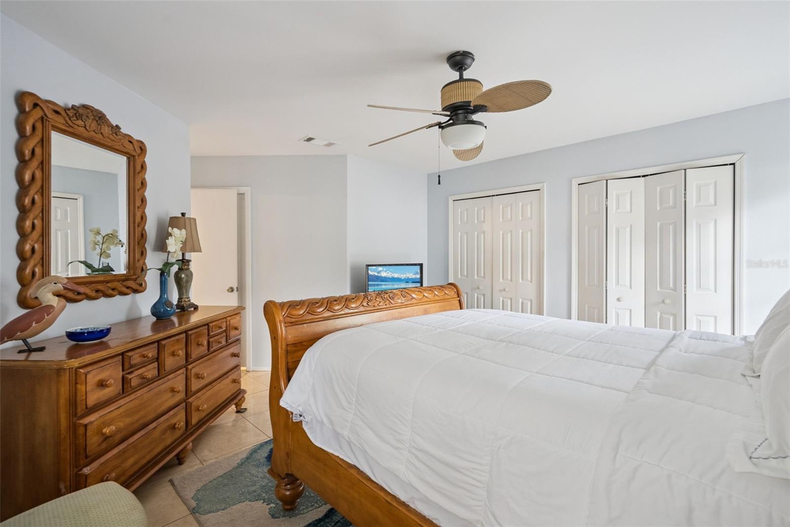 LAKE OLYMPIC TWNHS CONDO - Residential