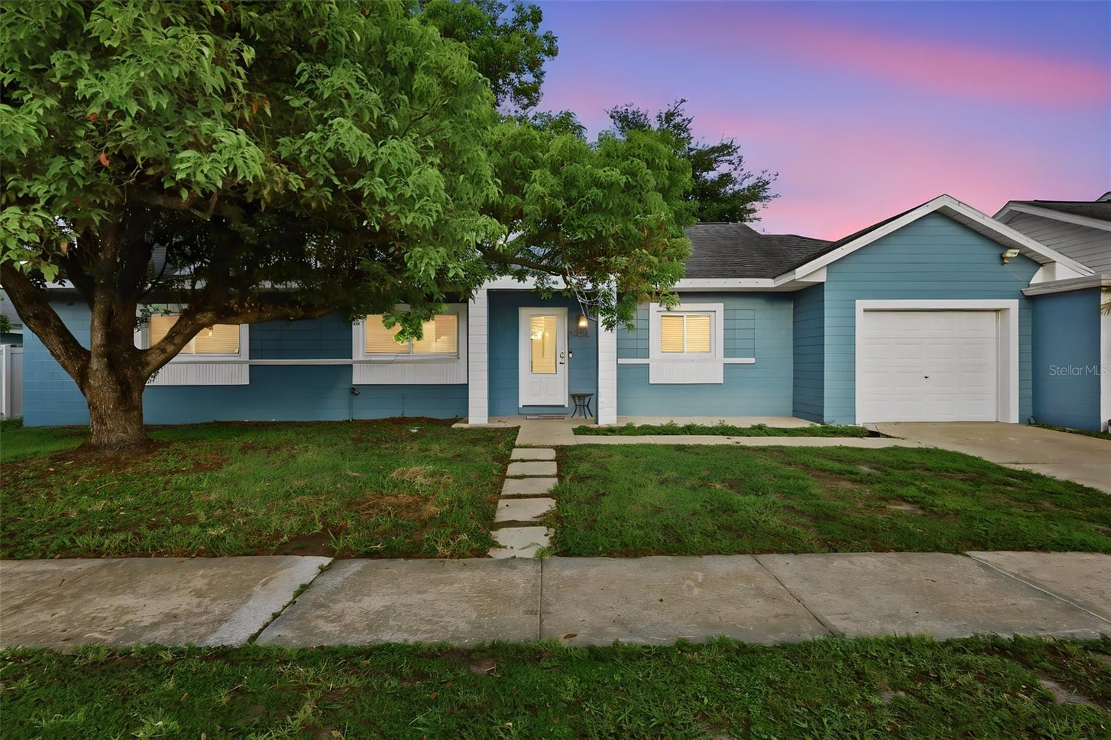 8405 OAK BLUFF DRIVE