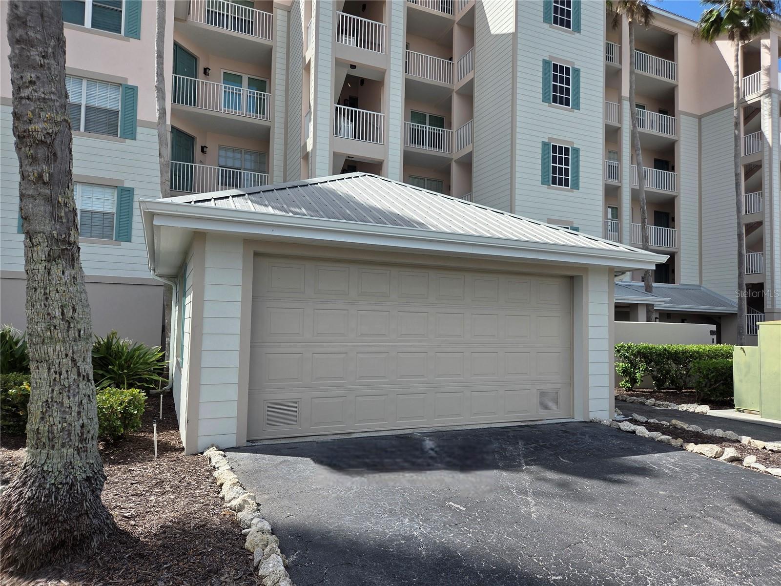 BOCA VISTA HARBOR - Residential