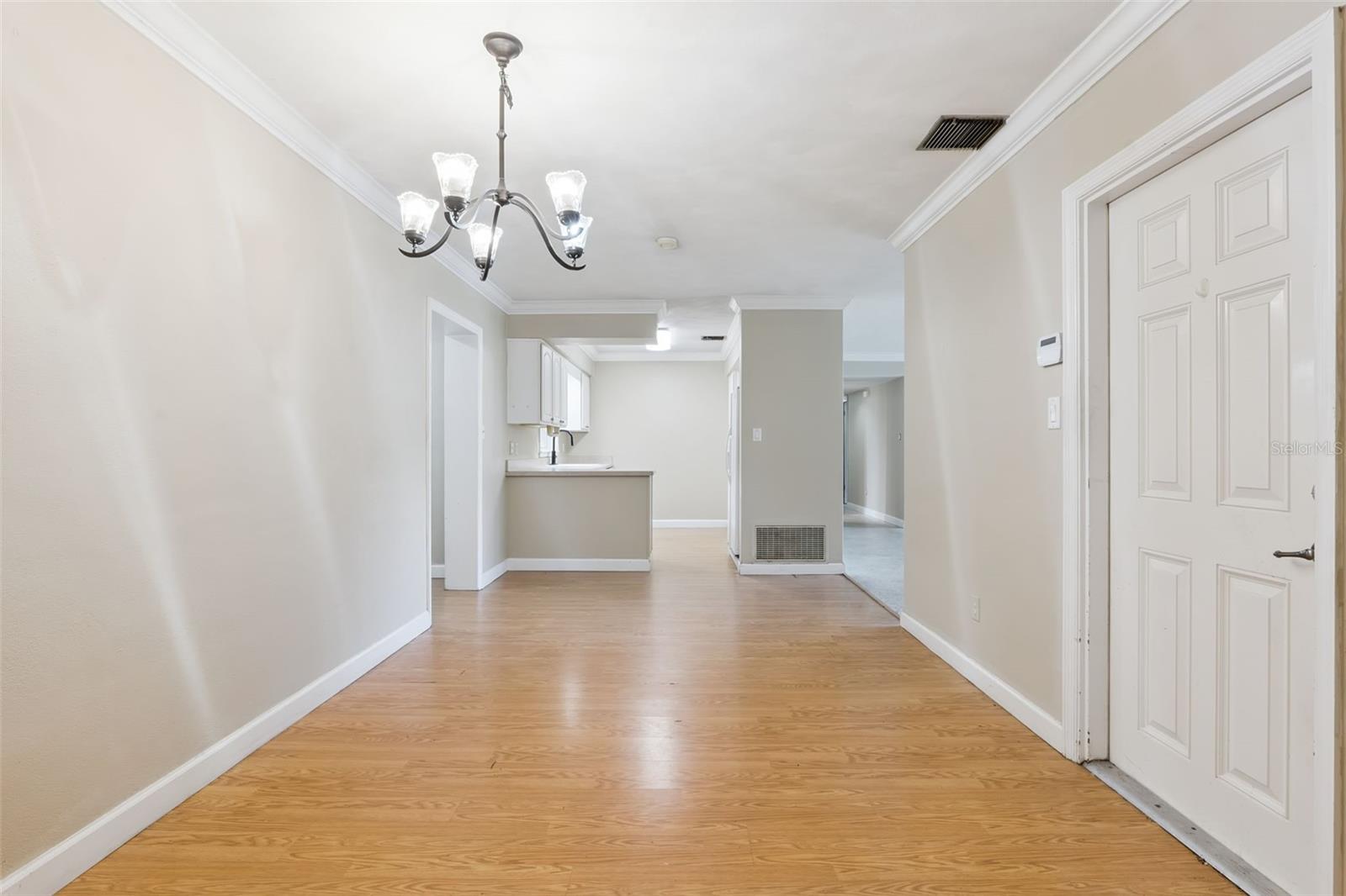 OAKLAND ESTATES 2ND SEC - Residential Lease