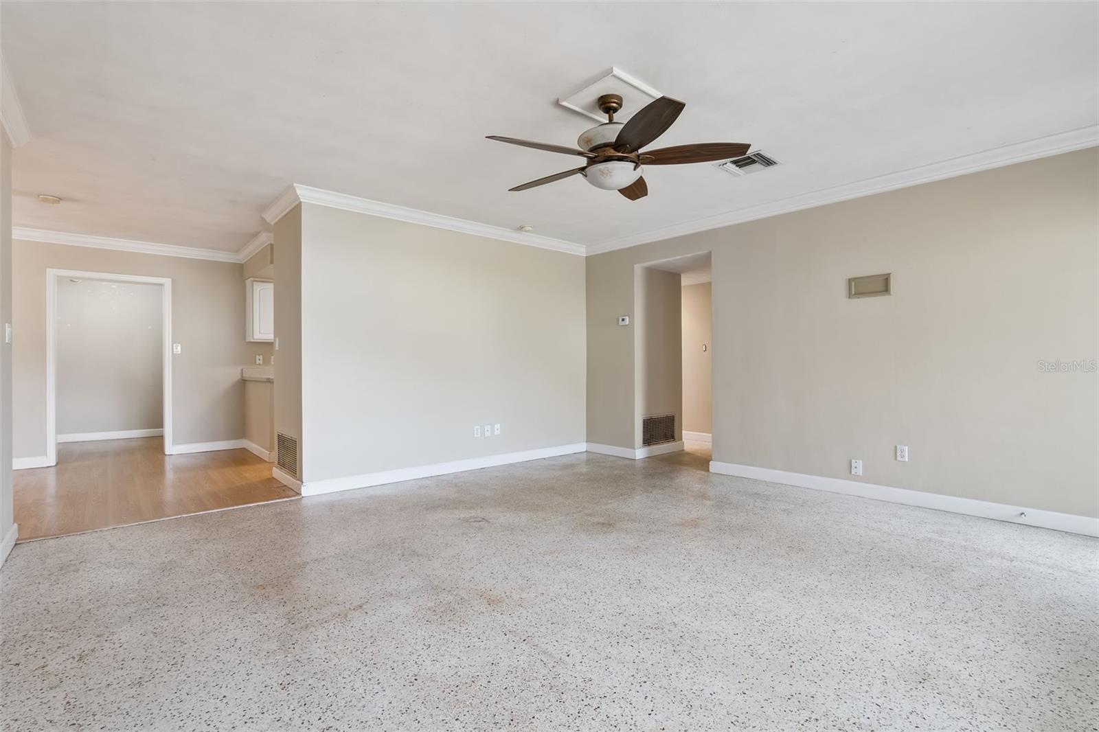 OAKLAND ESTATES 2ND SEC - Residential Lease