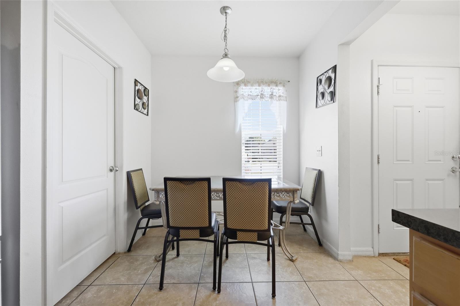 ROBINSON HILLS - Residential