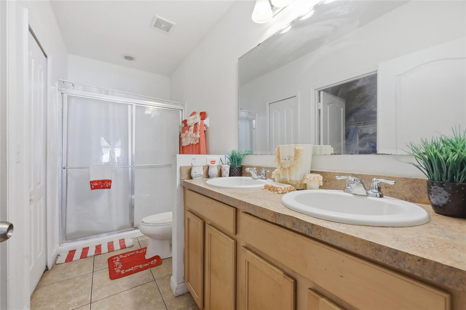 ROBINSON HILLS - Residential