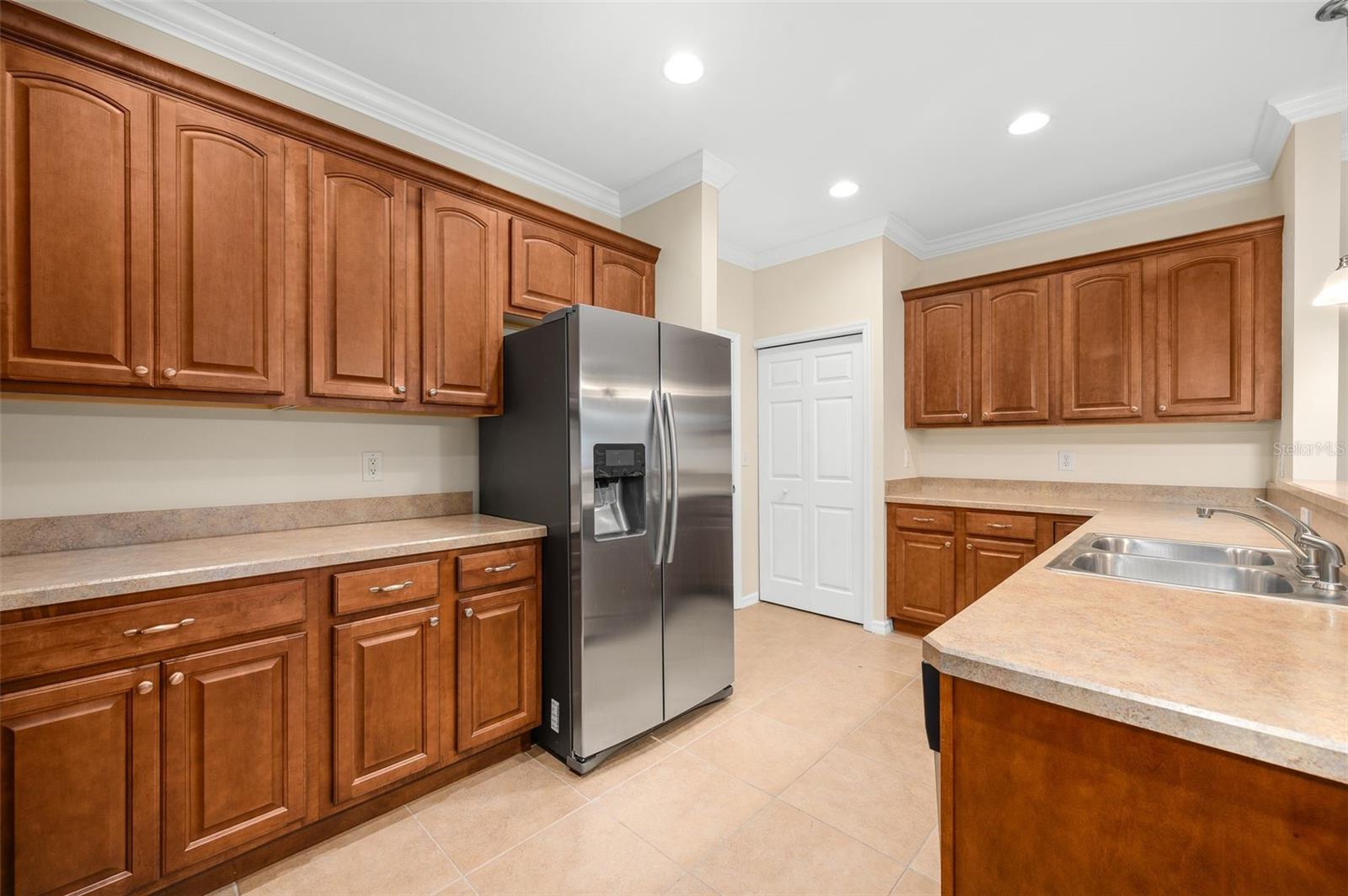 VILLAS OF WEST END UNIT B PH 1 - Residential