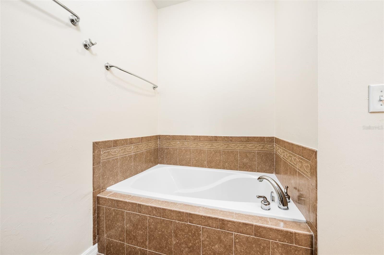 VILLAS OF WEST END UNIT B PH 1 - Residential