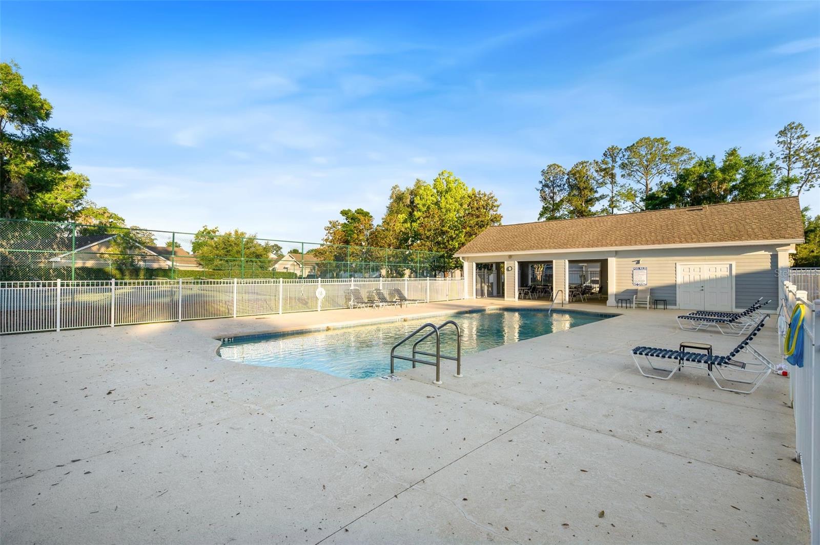 VILLAS OF WEST END UNIT B PH 1 - Residential