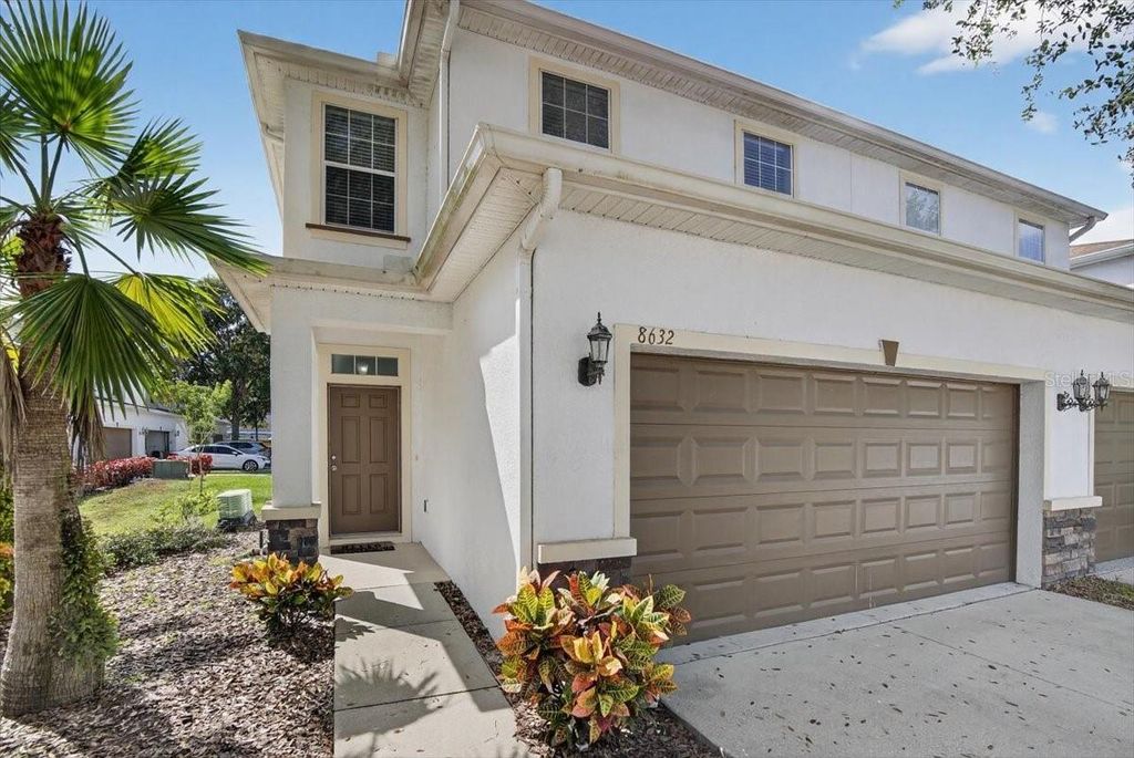 Photo of 8632 Miramar Terrace Circle, Temple Terrace, FL 33637 (MLS # TB8417207)