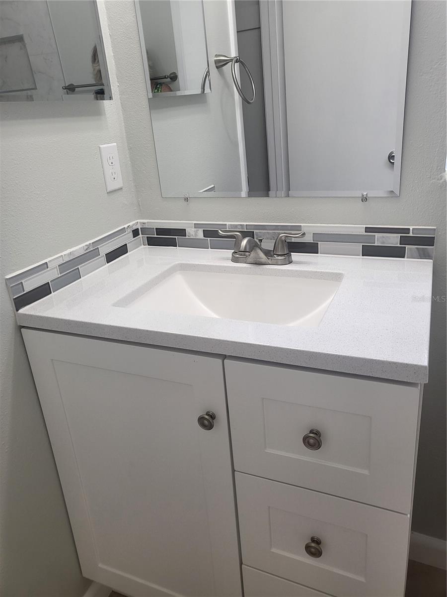 TAVARES LAKEVIEW CONDO - Residential