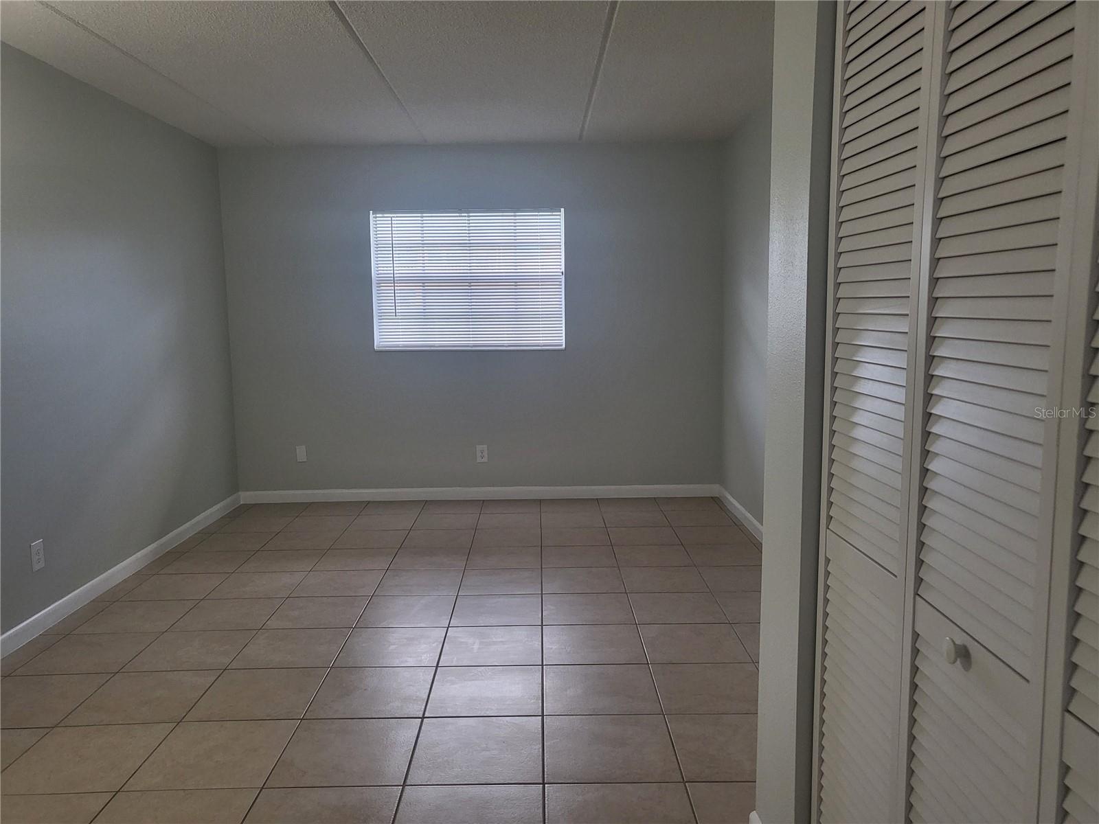 TAVARES LAKEVIEW CONDO - Residential