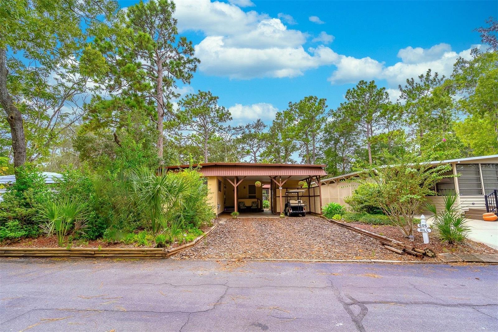 605 W CLUB BOULEVARD