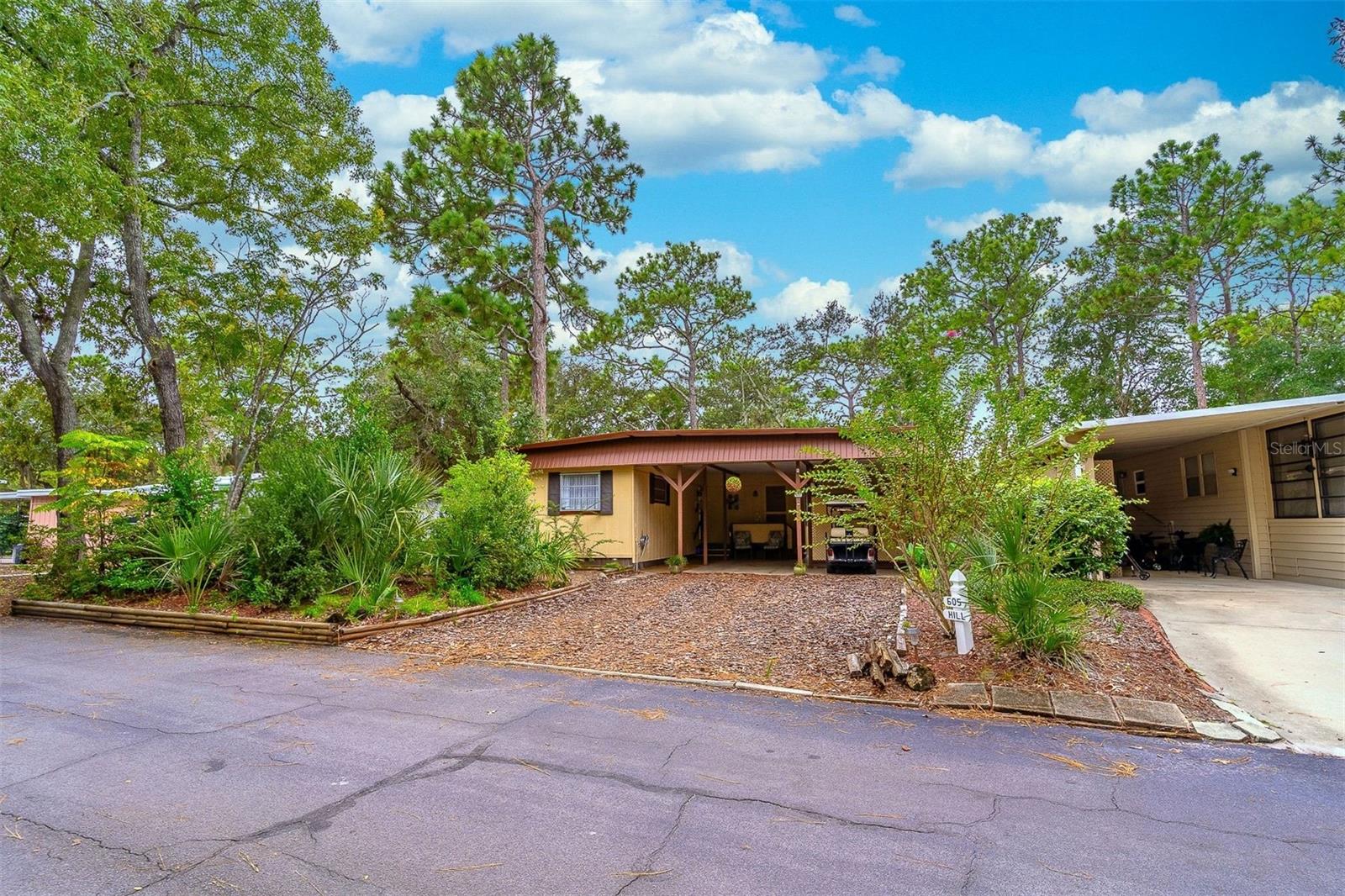 605 W CLUB BOULEVARD