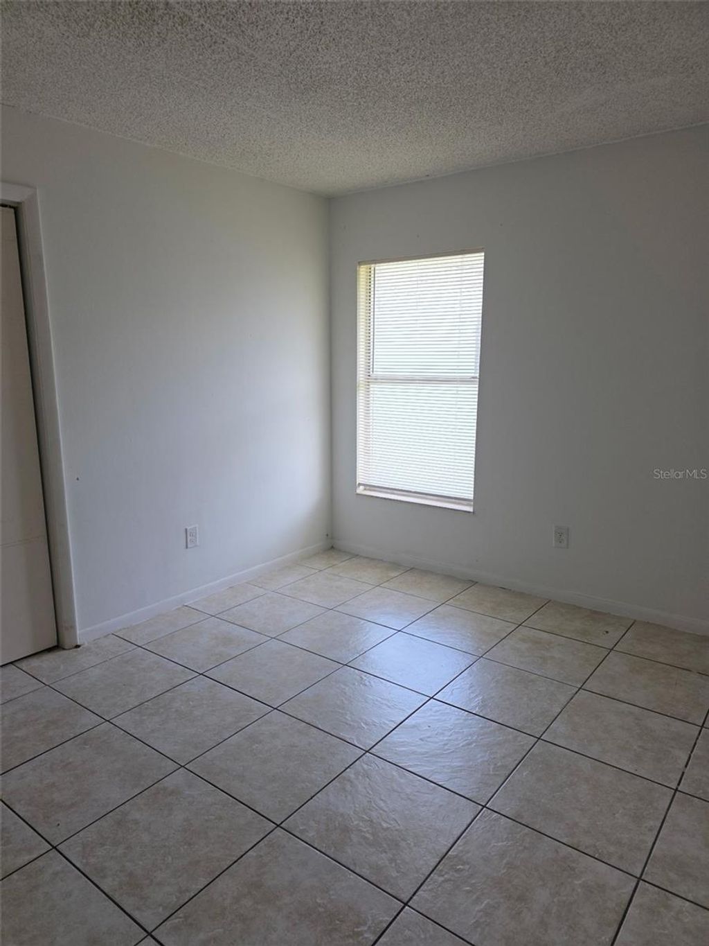 Photo of 921 W Oak Ridge Road #C, Orlando, FL 32809 (MLS # S5148906)