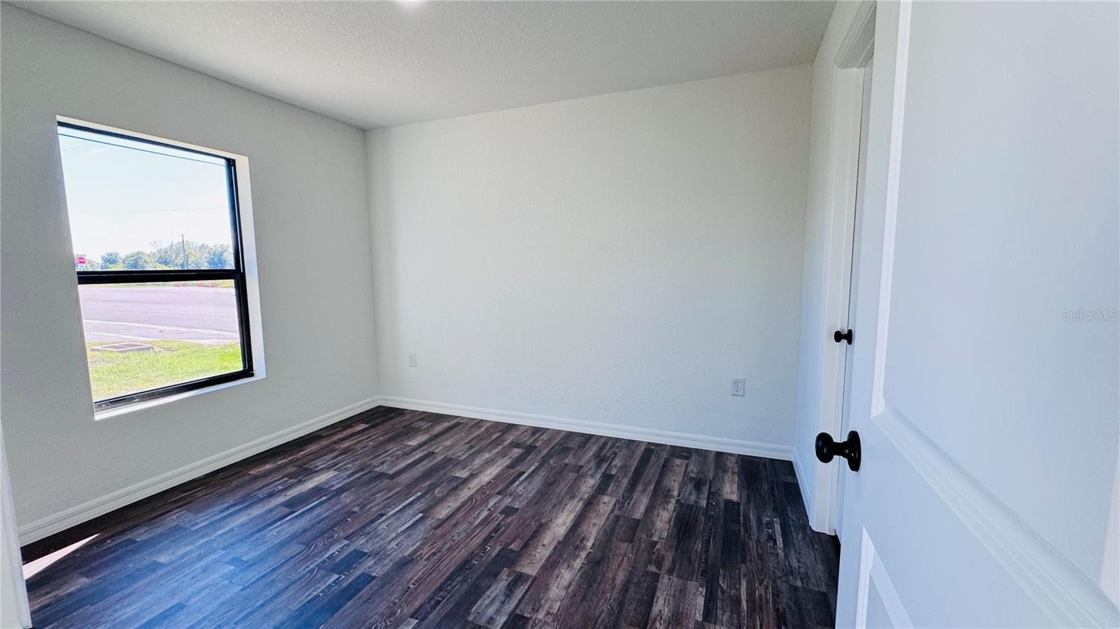 HARBOUR HEIGHTS - Residential Income