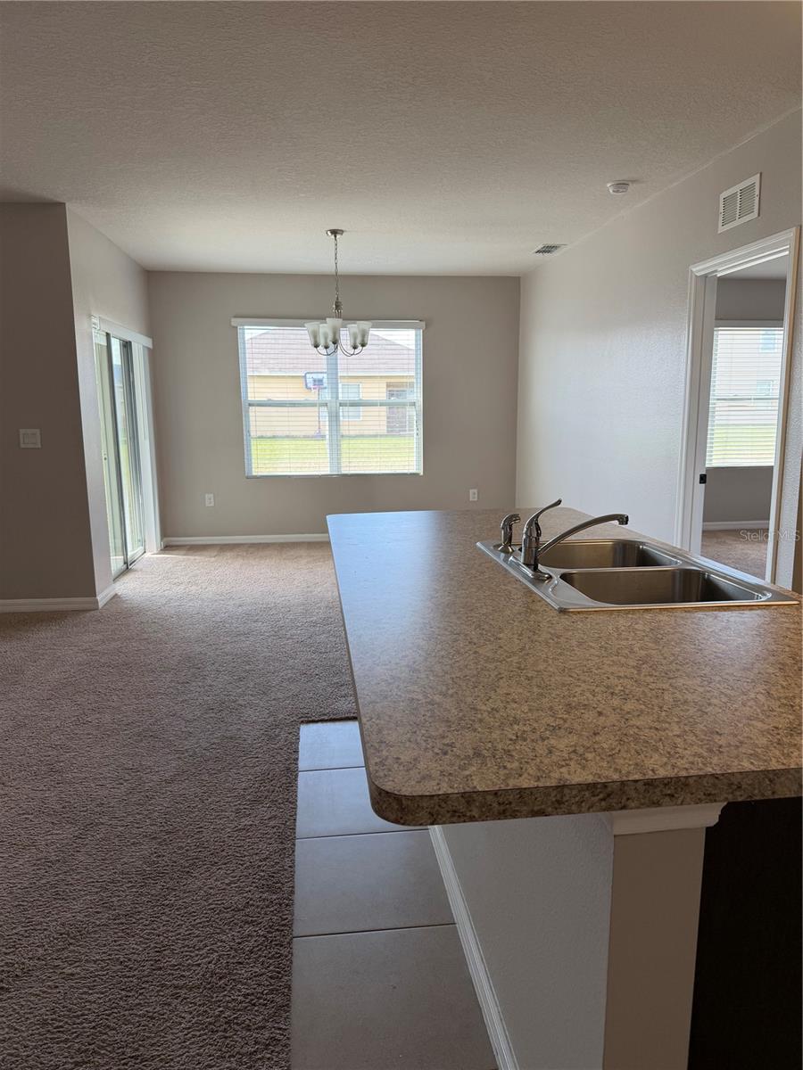 LAKESIDE LANDINGS PH 01 - Residential Lease