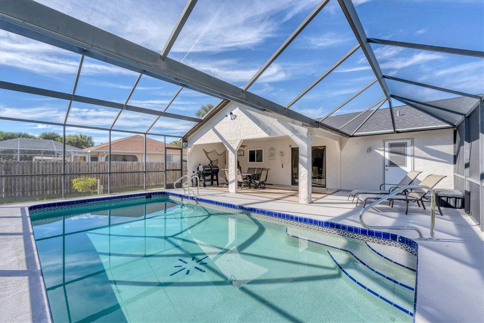 18091 EAU GALLIE CIRCLE