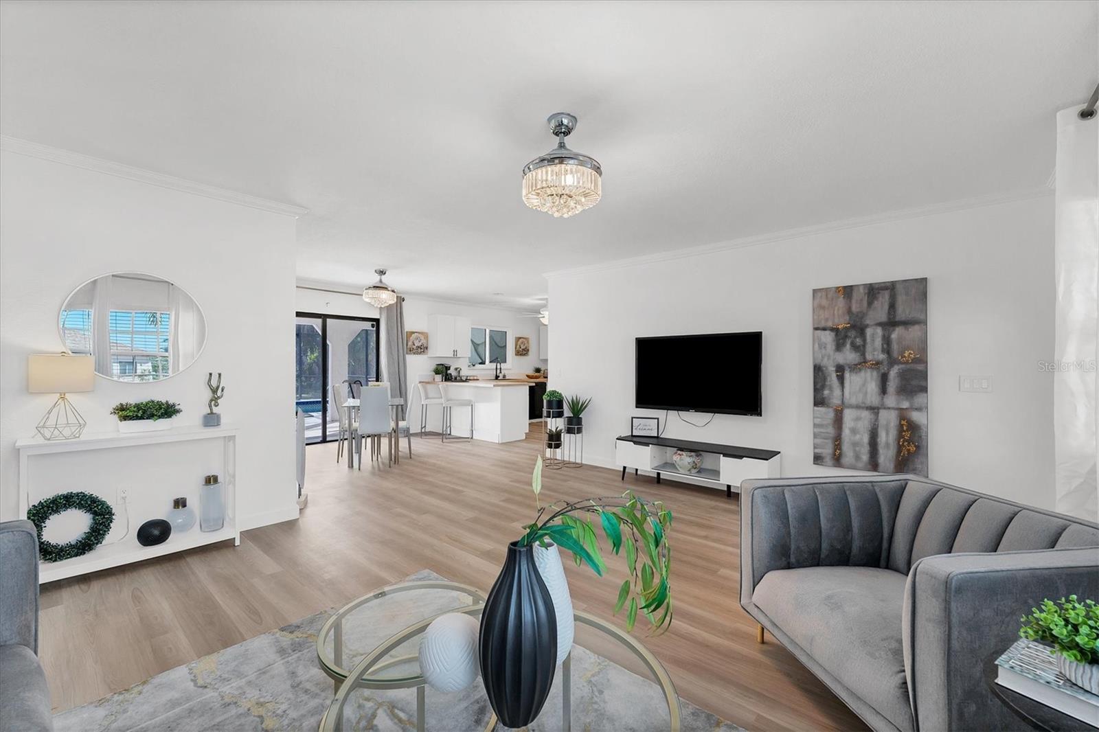 18091 EAU GALLIE CIRCLE