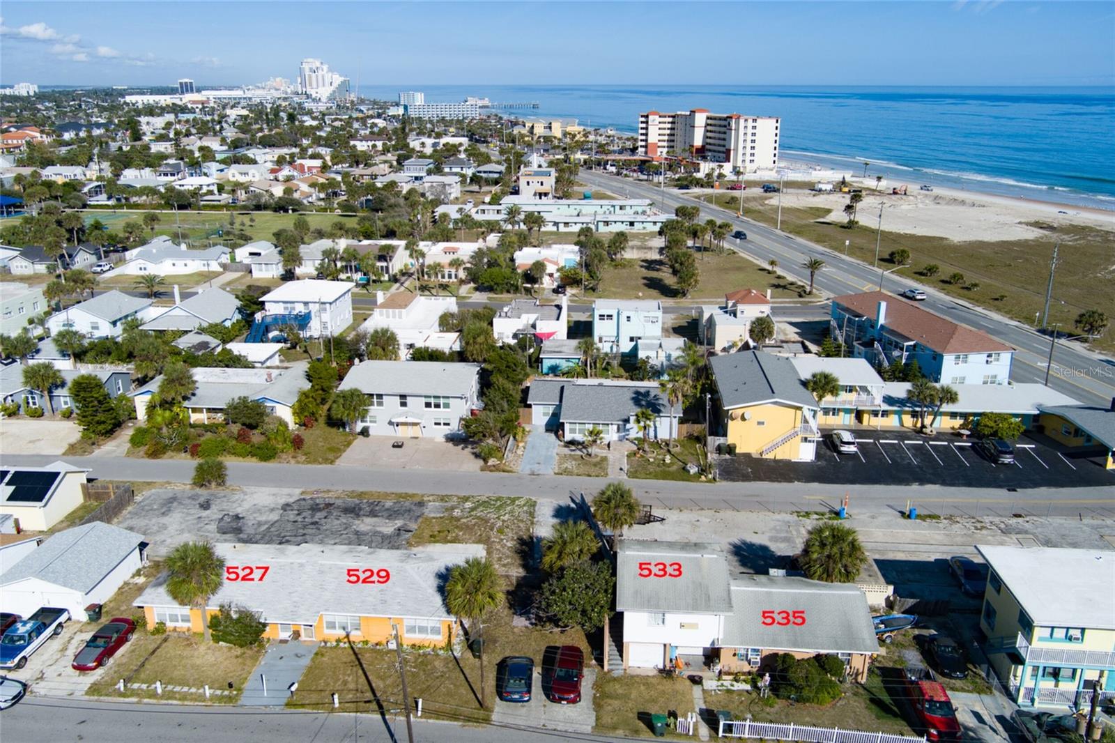 HUSTONS DAYTONA BEACH - Residential