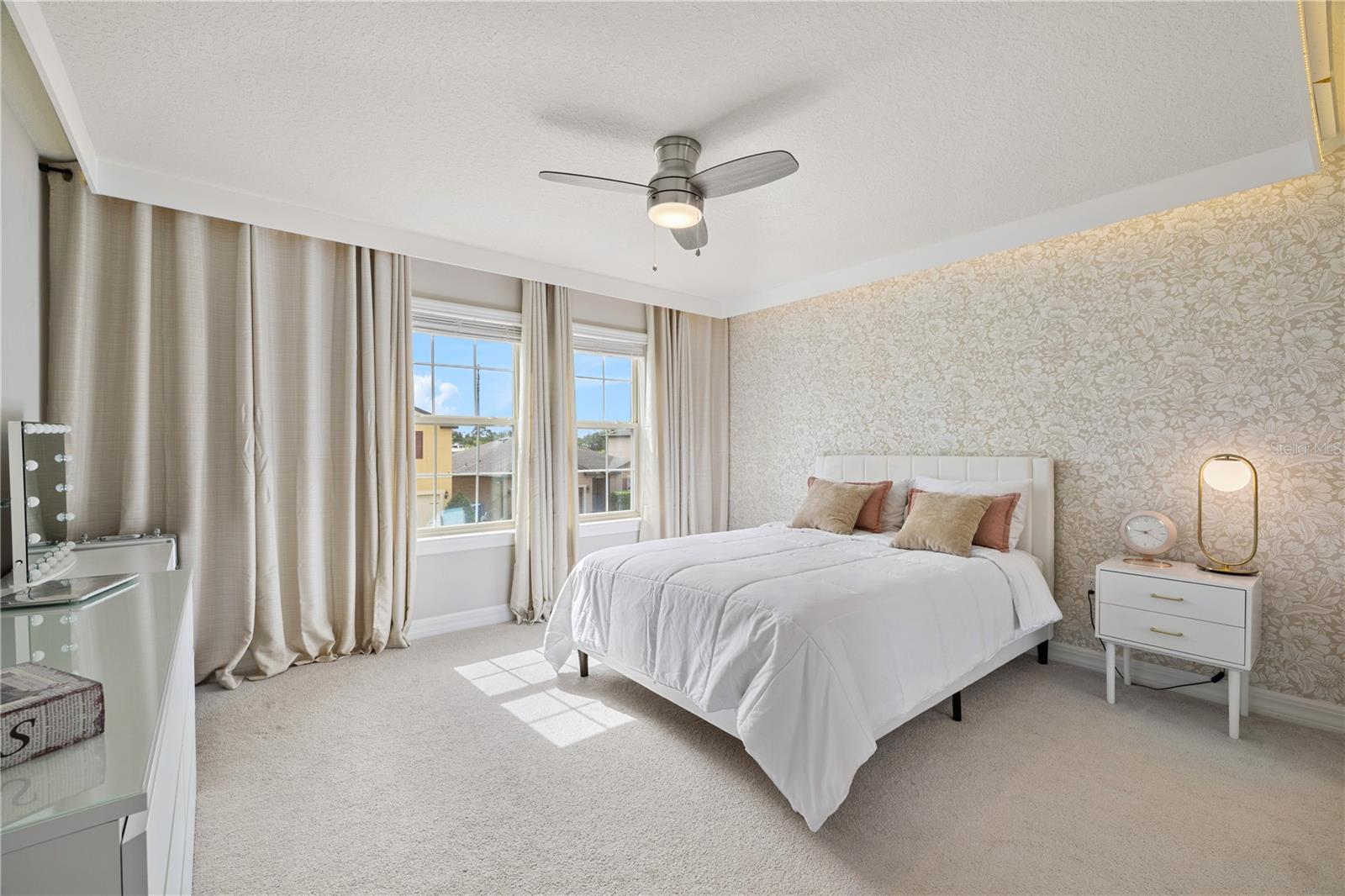 CROWN POINTE COVE - Residential