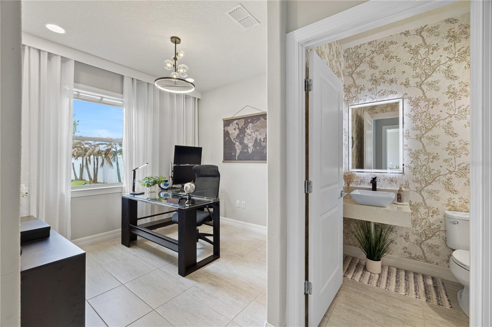 CROWN POINTE COVE - Residential