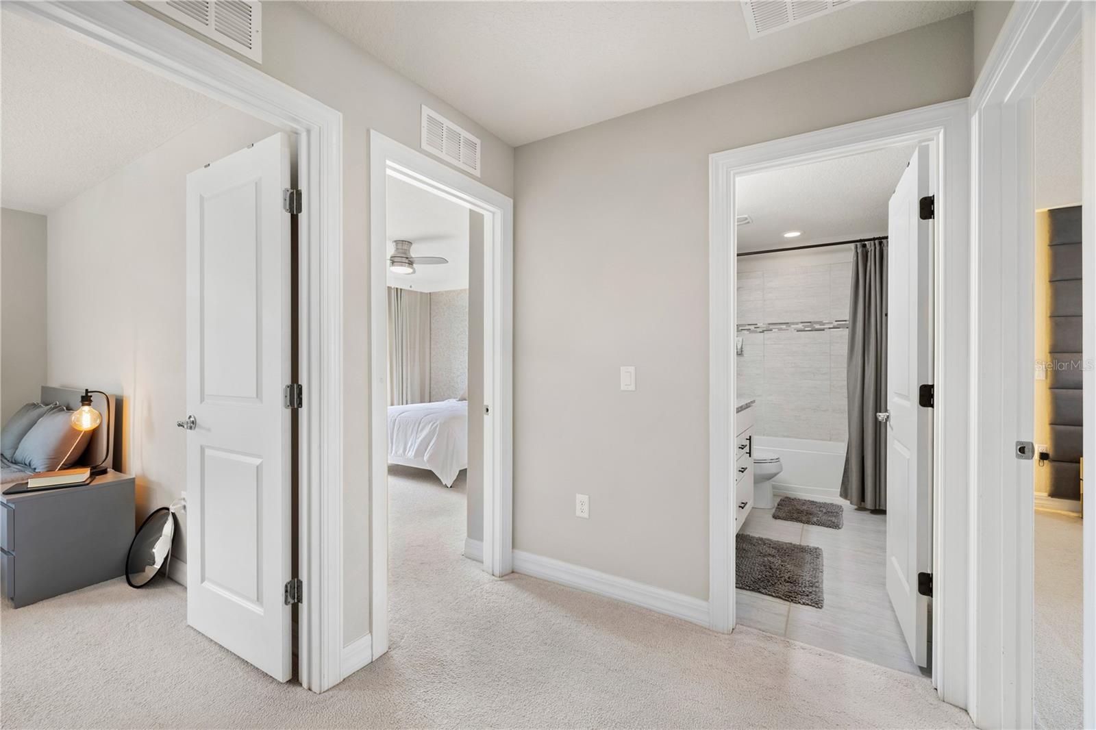 CROWN POINTE COVE - Residential