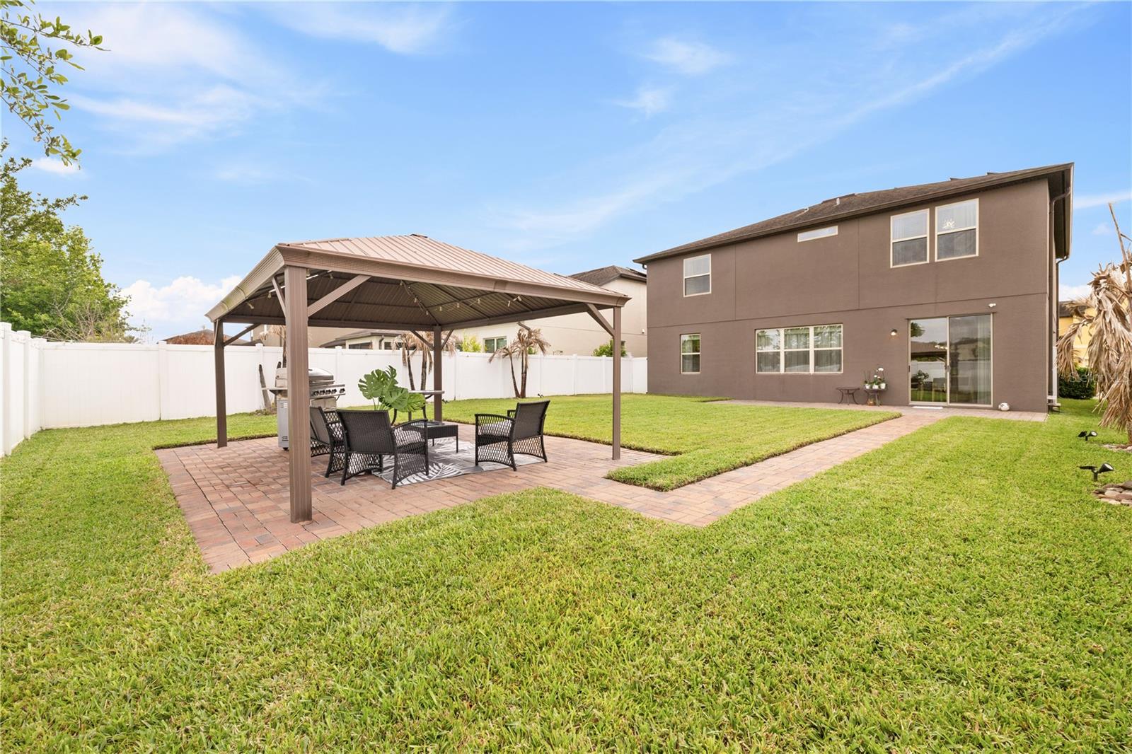 CROWN POINTE COVE - Residential