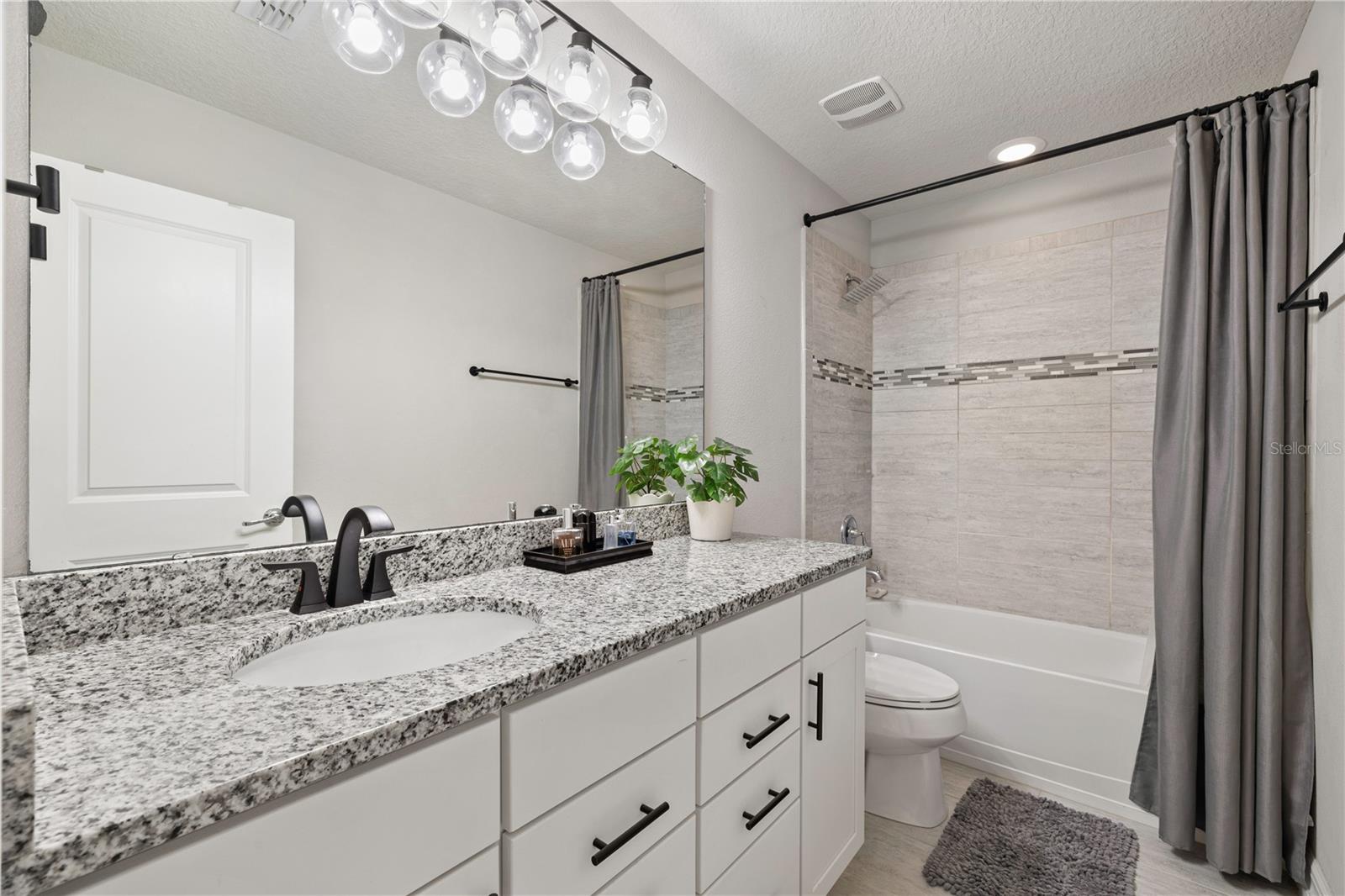 CROWN POINTE COVE - Residential