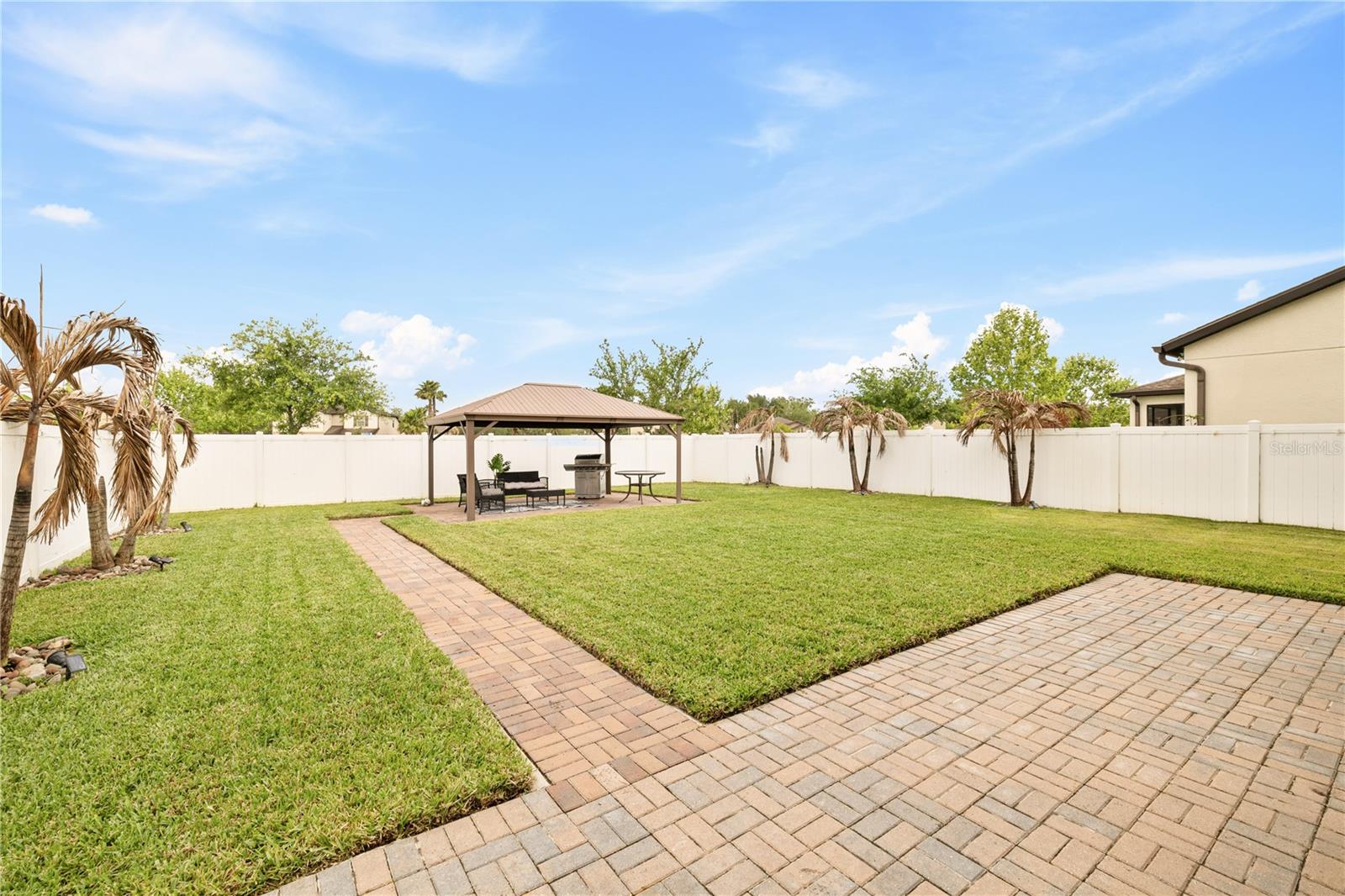 CROWN POINTE COVE - Residential