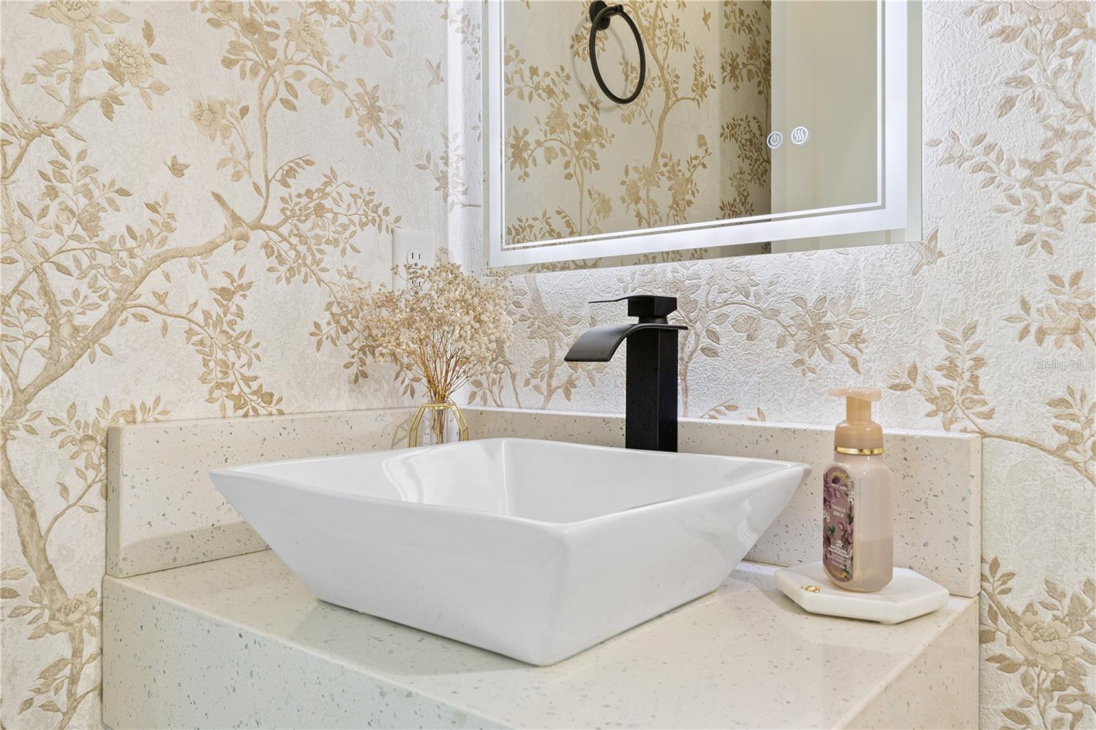 CROWN POINTE COVE - Residential