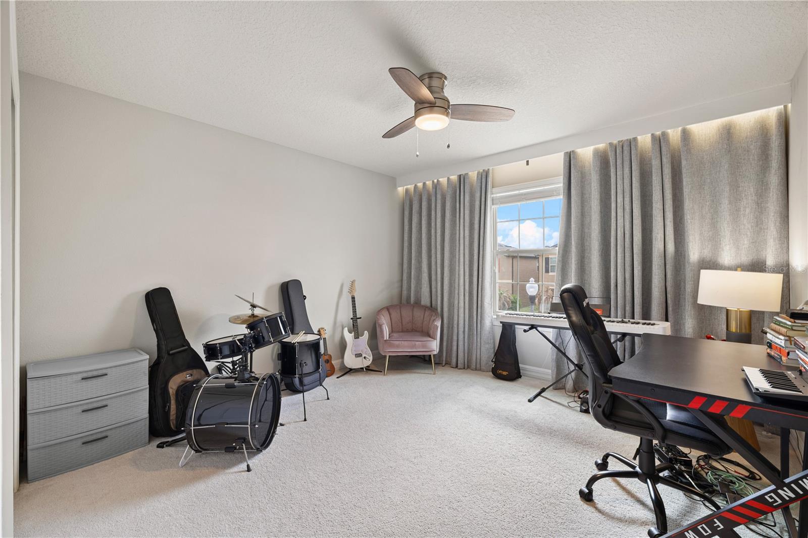 CROWN POINTE COVE - Residential