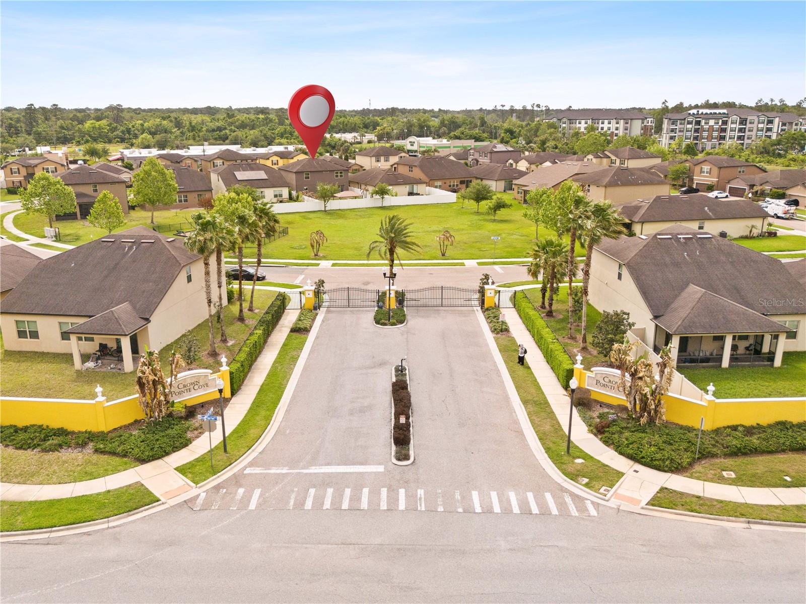 CROWN POINTE COVE - Residential