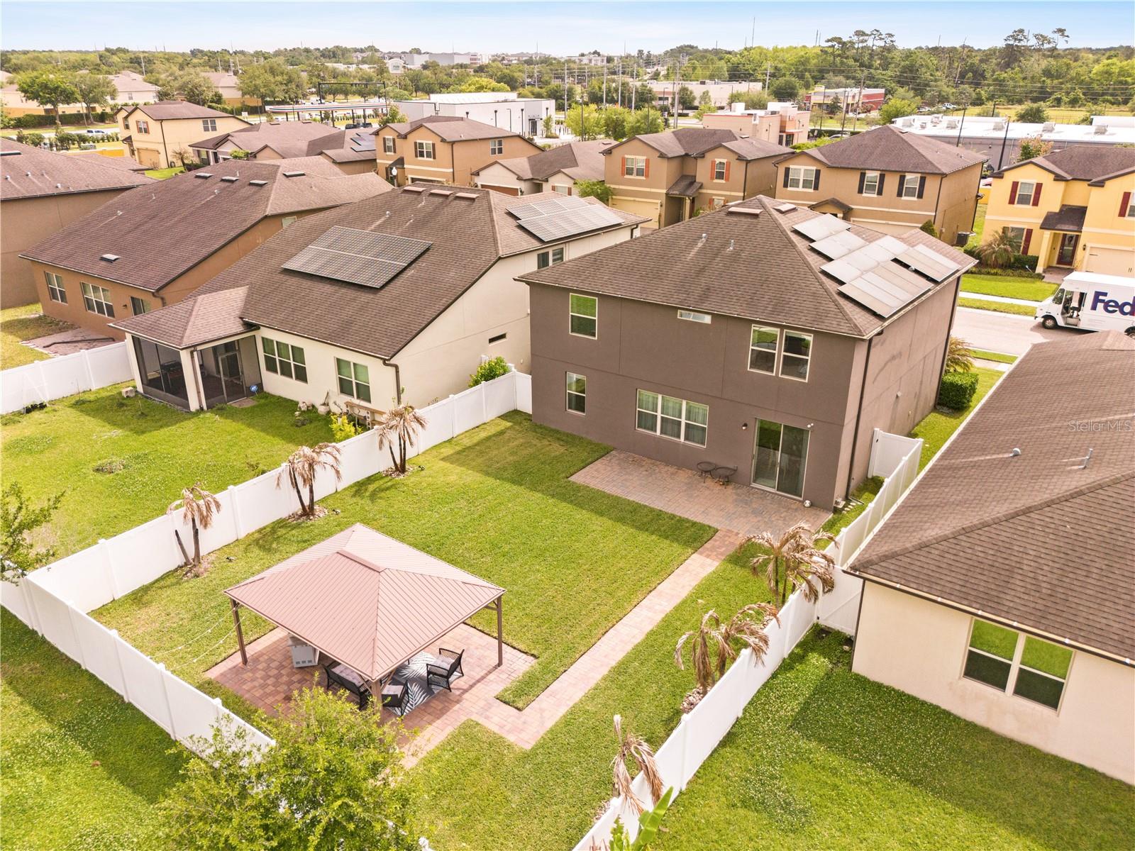 CROWN POINTE COVE - Residential