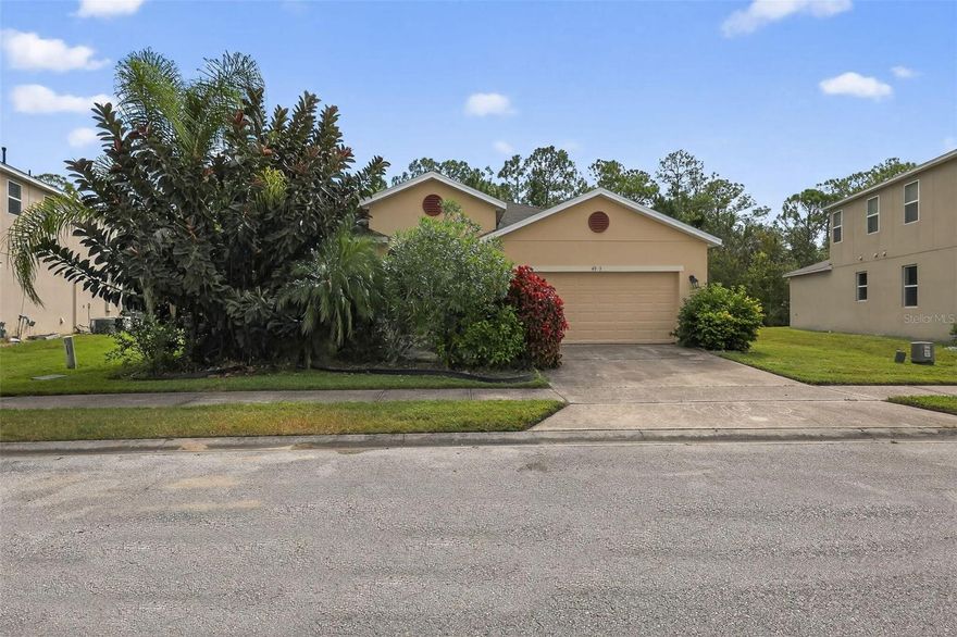 Spacious Kissimmee Home with Modern Layout!
Welcome to 4913 Pall Mall St E — a charming 5-bedroom, 4.5-bath residence offering over 2,000 sq. ft. of bright, open living space. Built in 2014, this home features a flowing floor plan with a generous kitchen, large family room, and plenty of natural light. The bedrooms are spacious, providing comfort and flexibility for family, guests, or a home office. With only a few minor cosmetic updates, you can easily add your personal touch and make this home shine. Situated on a large lot in a quiet community close to schools, shopping, and major highways — this home blends modern living with unbeatable value and location.