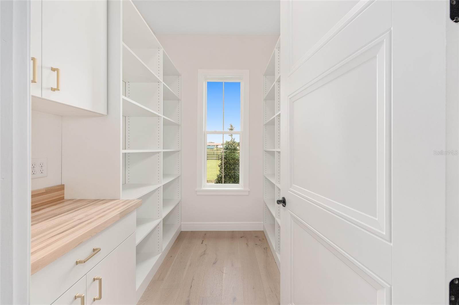SAND HILL CREEK - Residential