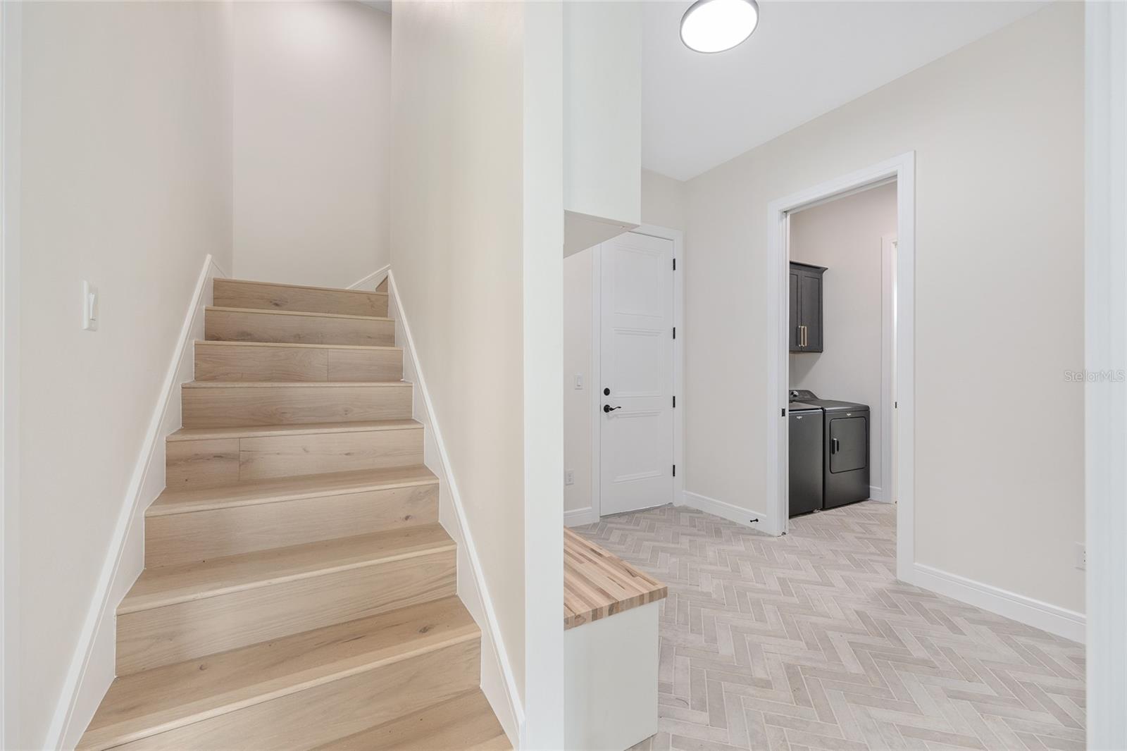 SAND HILL CREEK - Residential