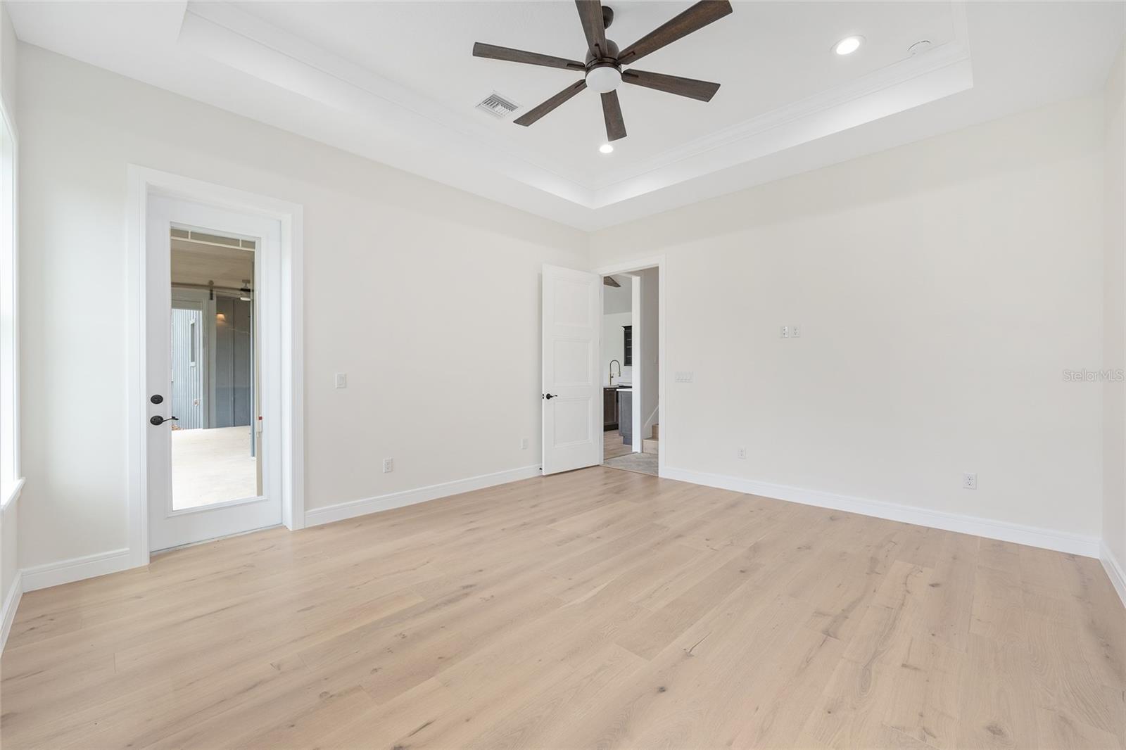 SAND HILL CREEK - Residential