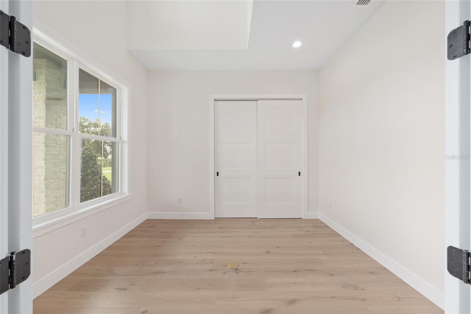 SAND HILL CREEK - Residential