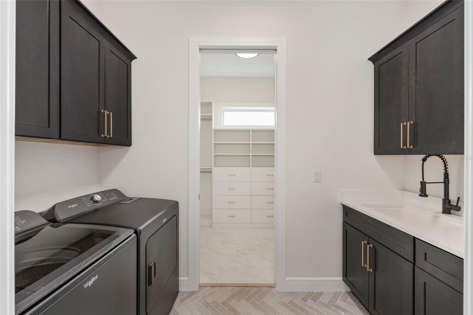 SAND HILL CREEK - Residential