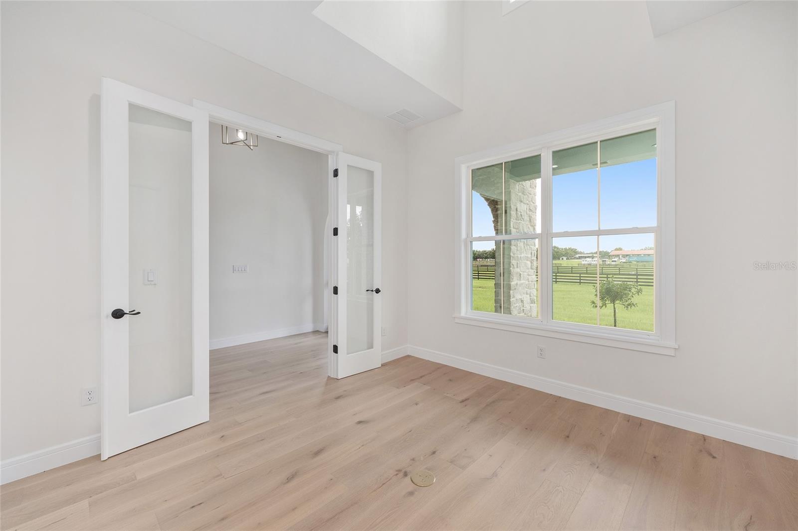 SAND HILL CREEK - Residential
