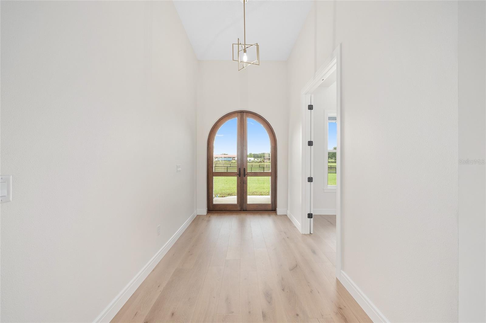 SAND HILL CREEK - Residential