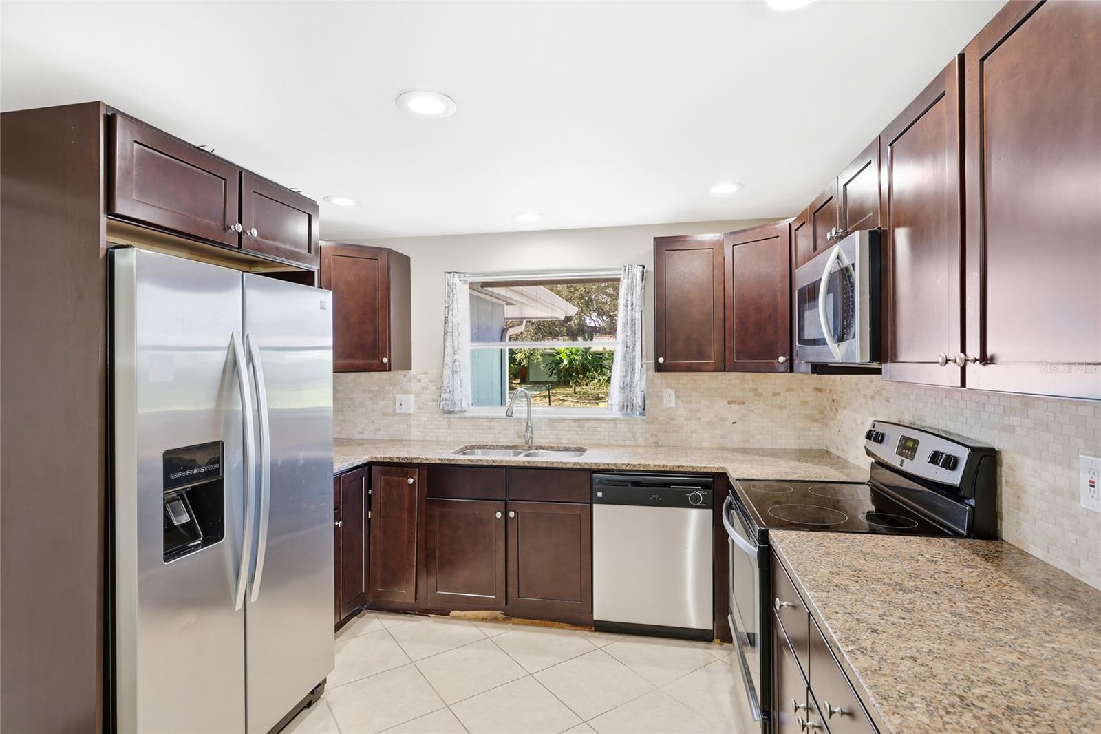 BAYSHORE GARDENS SEC 19 - Residential