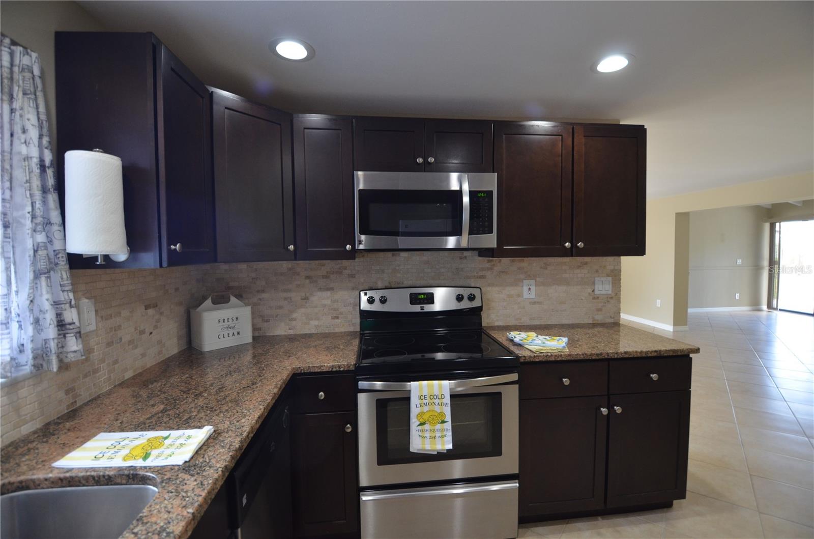 BAYSHORE GARDENS SEC 19 - Residential