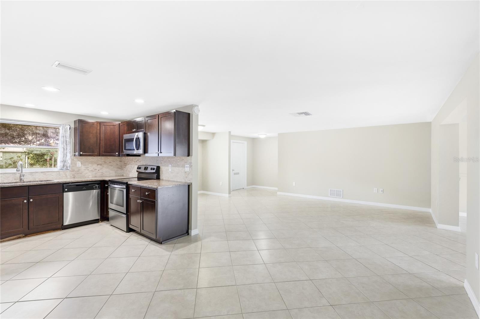 BAYSHORE GARDENS SEC 19 - Residential