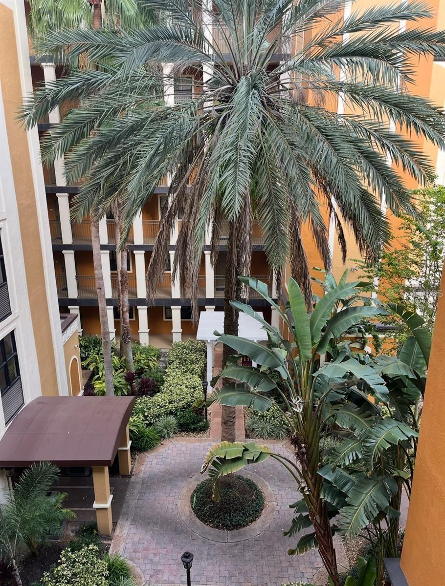 12539 FLORIDAYS RESORT DRIVE 411D